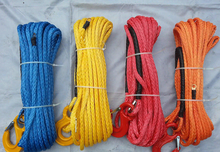 High strength synthetic rope